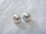 K18 南洋白蝶　バロックパール　一粒ピアス