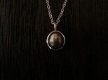 南洋芥子pearlのペンダント