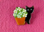 七宝ブローチ　黒猫ちゃん見ーつけたの画像