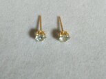 宝石質スカイブルーアクアマリンファセットピアス（4ミリ）