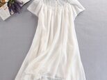 (再販3)シフォンとレースのスプライス　夏の軽やかな白ワンピース　裏地付き f060