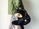 黒ねこのがま口バッグ(グー)の画像