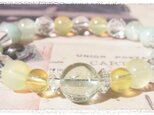 極上の癒し；グリーンアメジストとイエローオパールのブレスレット
