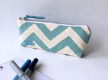 表/裏２デザイン！ペンケース・内ポケット付（US水色シェブロン）