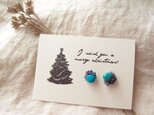 送料無料 Christmas限定 ブルーオパールとアイオライトの刺繍ピアス