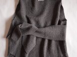compress wool vest <charcoal>の画像