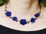 blue flowers necklaceの画像