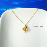 G541 お魚ネックレス　金色