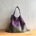 【受注製作】葡萄色とカーキグレーの三角鞄の画像