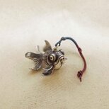 銀製の鈴(卓上用)『出目金魚』(シルバー925) 縁起物・お守り・魔除けの画像