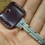 コードバンのキーカバー　バーガンディ