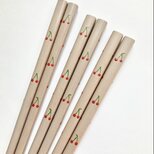 《再販/リニューアル》白漆の摺り漆箸 〈漆絵・さくらんぼ〉