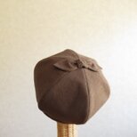 てっぺんにリボンのベレー帽　コットンリネン　ブラウンの画像