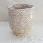 練上 湯呑み　花菱文　ピンク　透明釉の画像