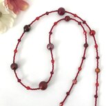 赤 色 の 大ぶり ロングネックレス ビーズ