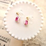 天然石の耳飾り■ Emerald Cut 14KGF ■ ピンクサファイア