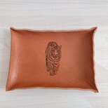 トラ　レザートレイ　小物入れ　革トレイ　寅年　虎　干支/57752433