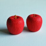 木彫りのりんご