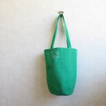 ほそながいトートバッグ　グリーンに鳥さんの刺繍の画像