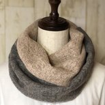 楽チン❣️かぶるだけ★タムニットのふんわりスヌード（ローズベージュ×グレー）