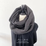 残少⭐️9点売れました⭐️《ワッフル モノトーン》黒白  編みウール 中厚 秋 冬 ナチュラル ボリューム スヌード