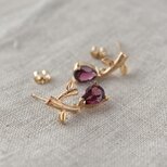 ★サンプルSale & 送料無料★ 1月の誕生石ガーネットの小枝ピアス