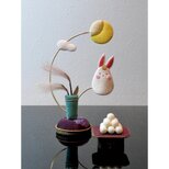 ギフトラッピング対応【お月見うさぎーお団子付き】　秋　季節の飾り　立体押し絵　正絹縮緬　コンパクト うさぎの置物　敬老の画像