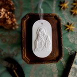 白いアロマストーン OVAL ■ クリスマス　オーナメント ■ 聖母子