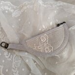 sale リネン*レース*刺繍*仕切り付*ミニポーチ*コインケースの画像