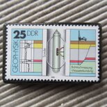 ドイツ　地質調査切手ブローチ9507の画像