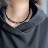 シルバーグレーの淡水パールとオニキスのメンズライクな細身２連ネックレス