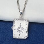 【遺骨入れ＆ロケットペンダント（写真入れ兼用）】銀製/手彫り/天然サファイア入り/『角型』◎日本製