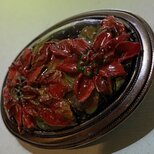 ポインセチアのブローチ