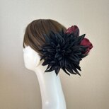 黒いダリアとボルドーの葉っぱのヘッドピース 　黒　ブラック　ダリア  フラメンコ　フローレス　