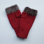 起毛ヤーンのハンドウォーマー　レッド