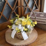 ミモザのフラワーバスケット　春色　お誕生日　送別　卒業式　入園入学