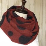 ふわり❣️ウールガーゼの二重巻きスヌード❤️水玉ジャガード（ワインレッド×ランプブラック）