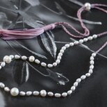 淡水パールとシルクコードのネックレス