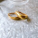 P660-ヴィンテージピアス U.S.A. 1980s Gold Tone Oval Hoopsの画像