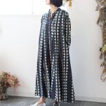 ブロックプリント前開きシャツワンピース【インディゴダブプリント】の画像