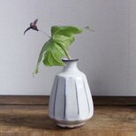 面取り一輪挿し（白藁灰）の画像