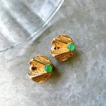 Y1122-【 Grossé 】グロッセ・ヴィンテージイヤリング U.S.A. Gold Tone Green Cabochonの画像