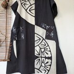 古布リメイク　家紋のロールカラーBigワンピース　　刺し子　古布　着物リメイク　ゆったりサイズの画像