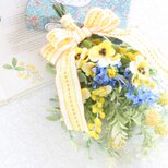 ミモザの春待ちスワッグ壁飾り｜イエロー×ブルーの爽やかカラー ミモザのスワッグの画像