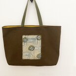 ミナペルホネンのモチーフ「look」ゆったりトートかばんの画像
