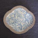 染め付けうさぎ菱形皿　『しゃぼん玉』の画像