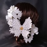 つまみ細工　蝶々と花《純白》１０点セットの画像