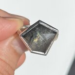 ルチルクォーツ　×　スぺクトロライト　ダブレット　変形5角形立体ラフカット　シルバーSV925リングの画像