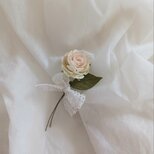 染め布花＊一輪・ミニ薔薇のコサージュの画像