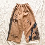 柿渋染め　手ぬぐいリメイク　ワイドパンツ　ゆったり　ズボン　おさかなの画像